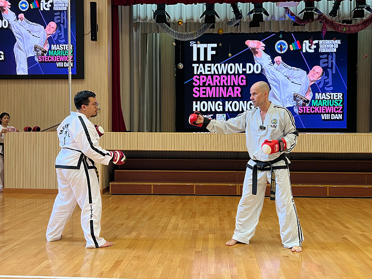 M-Mariusz-Seminar-in-Hong-Kong-03